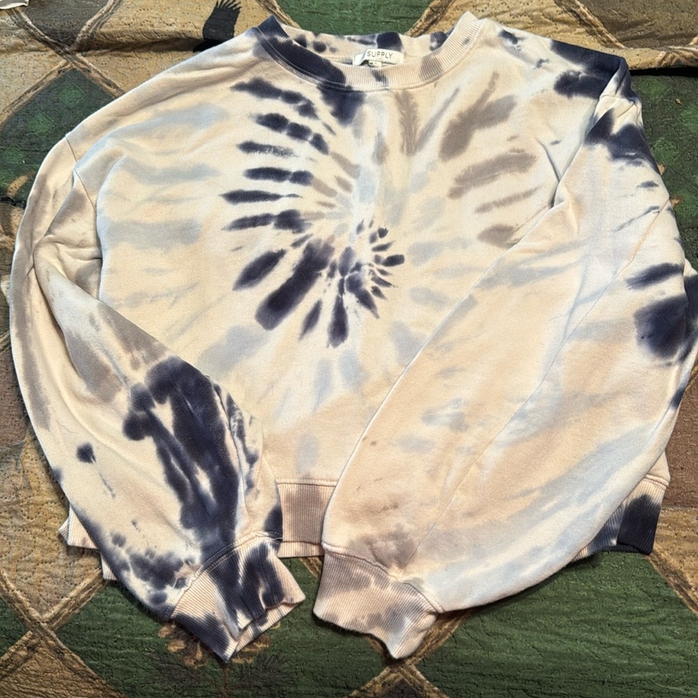 Z supply sweatshirt